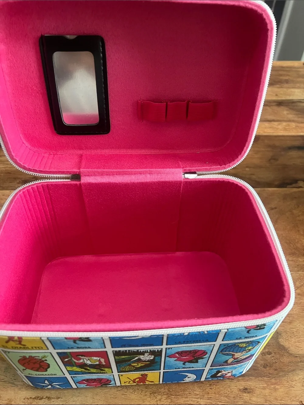 Makeup Organizer Case with Lotería Print in Blue